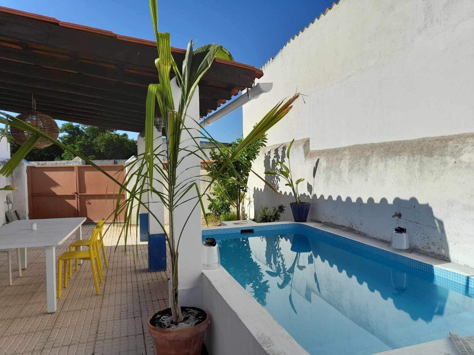 Casa Caridade Holiday home *
